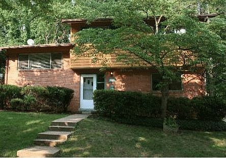 2nd image of 1726 Evelyn Dr