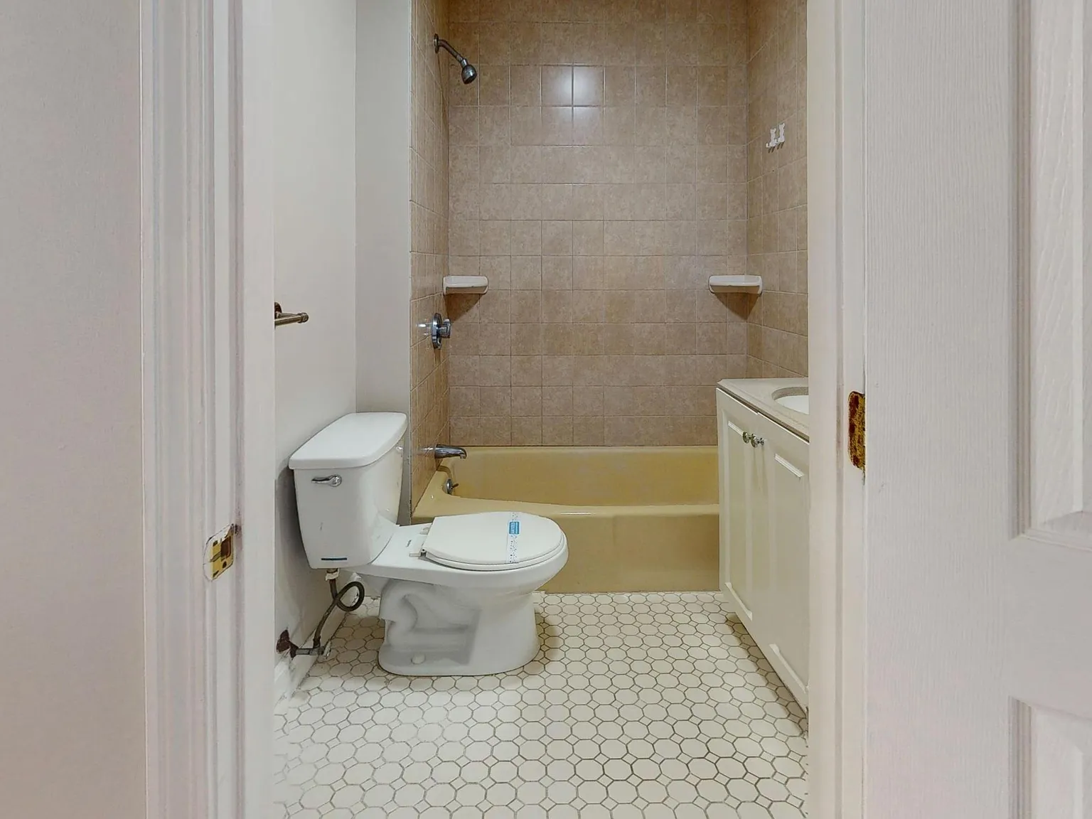 1 bed, $2,195 — Photo 4
