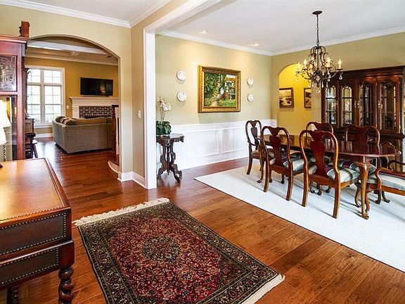 2nd image of 10565 Lakecove Way