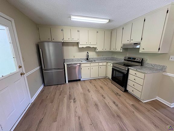 4th image of 291 Jefferson Park Dr