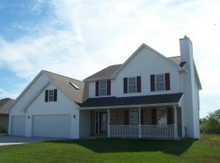 1300 Wolverine Trl, New Franken, WI 54229