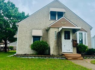 150 Park St W, South Saint Paul, MN 55075
