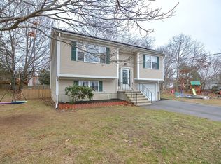 7 Garden Ave, Swansea, MA 02777
