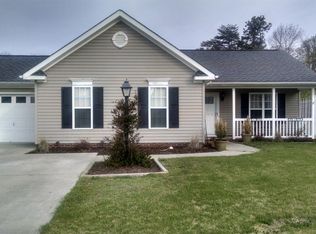 890 Eli Moore Ct, High Point, NC 27265