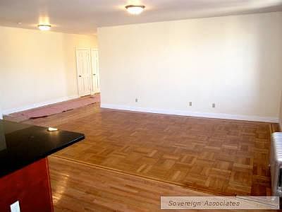 2nd image of 838 W 176th St #6C