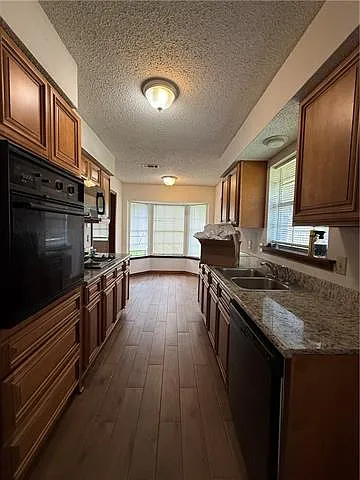 214 Darwin Dr — Photo 5