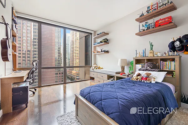 Sold by (Legacy) Elegran | media 16