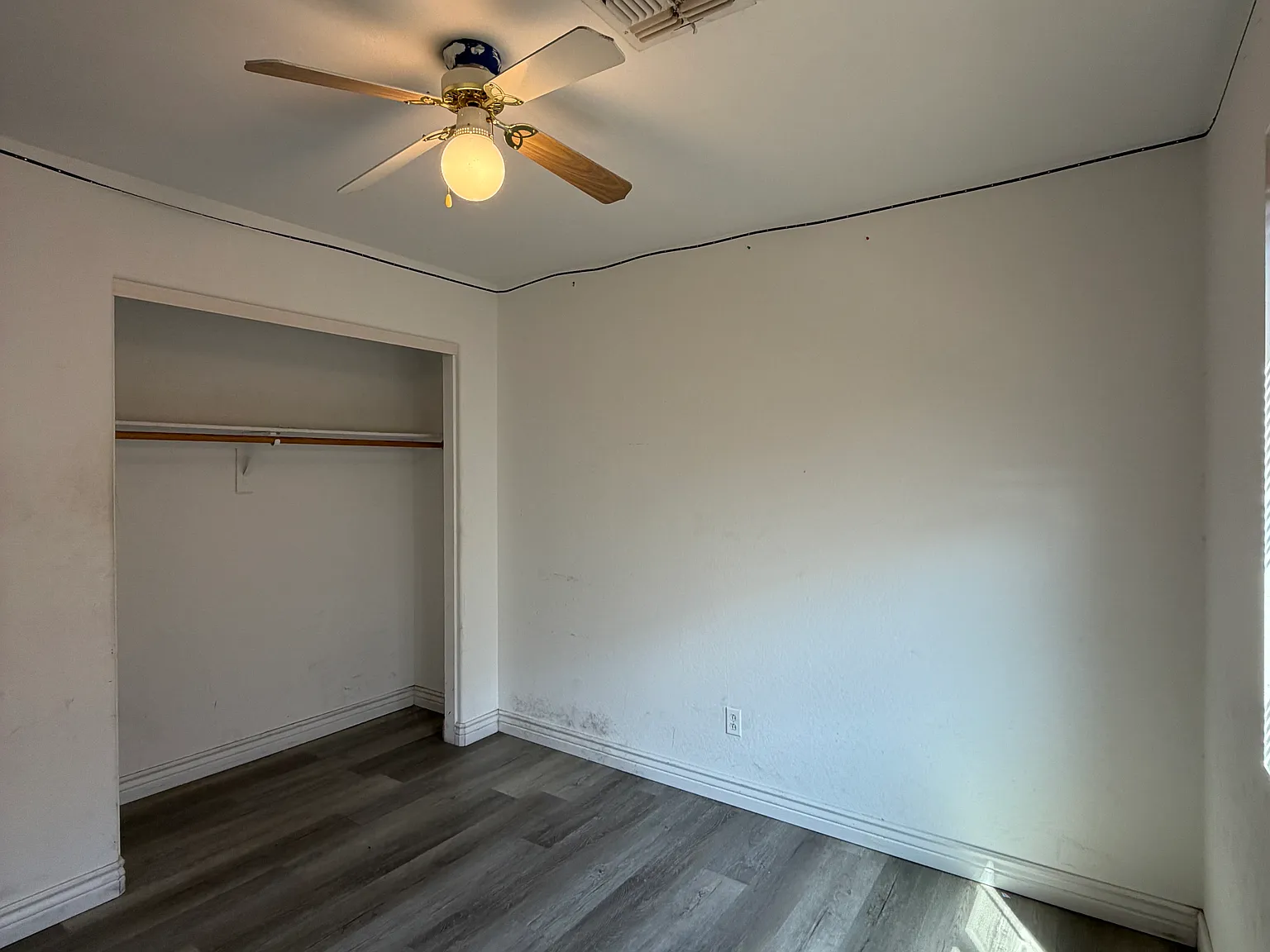 3 bed, 1265 sqft, $2,100 — Photo 3