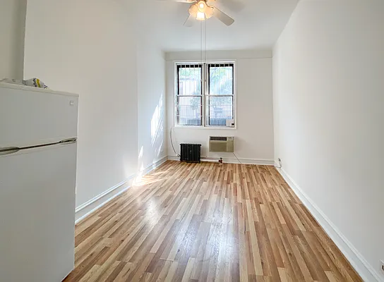 Rented by Kahen Properties | media 9