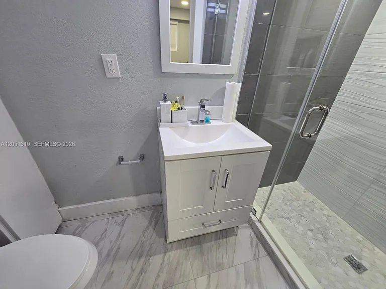 20950 SW 119th Ct — Photo 37