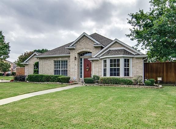 5th image of 1401 Grimes Dr