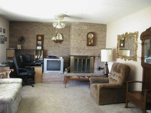 2nd image of 305 Academy Ave