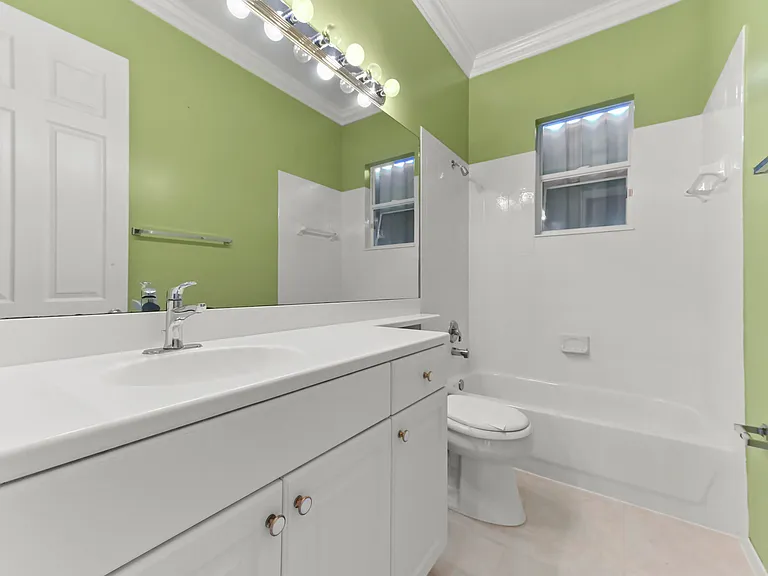 2464 Sailfish Cove Dr — Photo 19