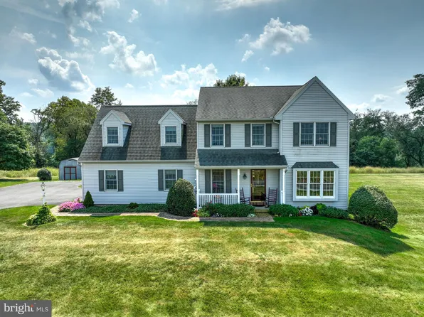 532 Georgetown Rd, Ronks, PA 17572