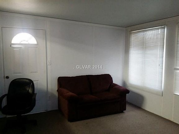 3rd image of 2317 Los Feliz St