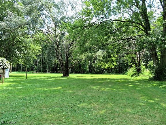 5th image of 39615 Calann Dr