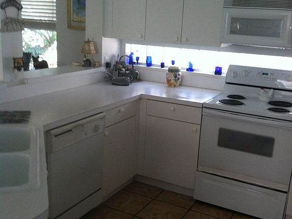 5th image of 281 Sabal Lake Dr
