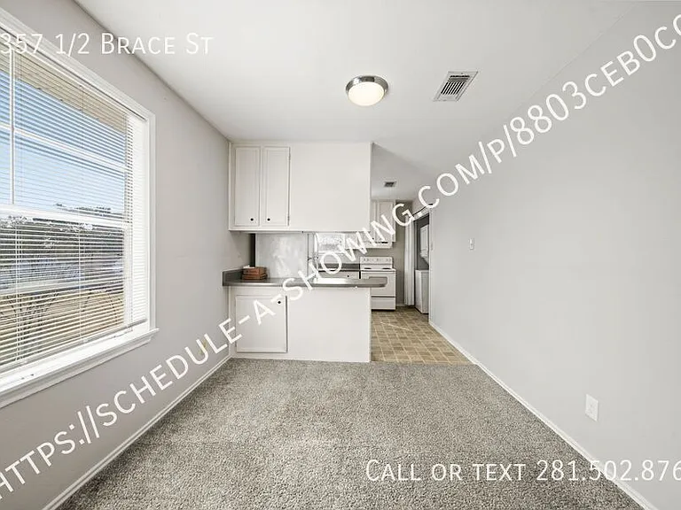 7357 1/2 Brace St — Photo 6