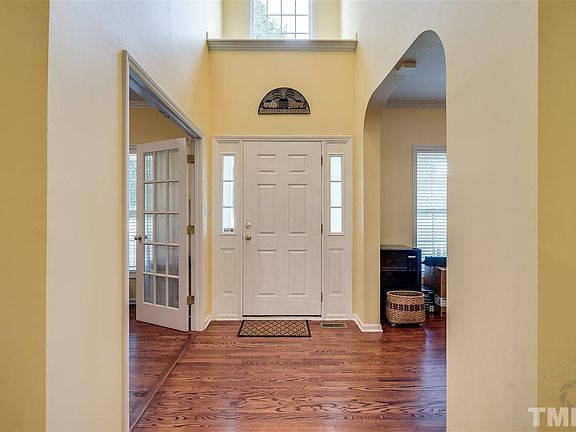 3rd image of 2101 Baycourt Trl