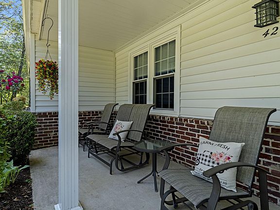 5th image of 420 Willowgate Ln