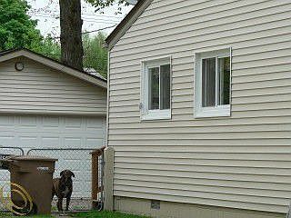 2nd image of 777 E Tennyson Ave
