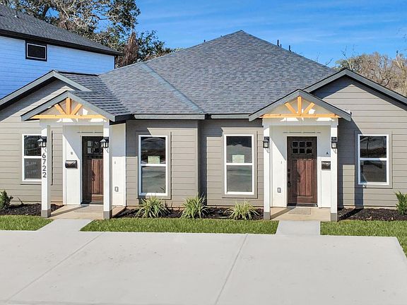 2nd image of 6722 Paris St