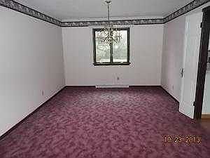 3rd image of 5266 Robinhood Ln