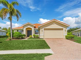 2439 Ashbury Cir, Cape Coral, FL 33991