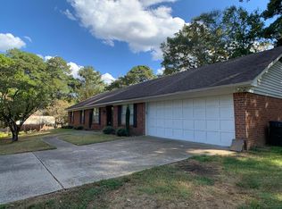 137 38th Ct, Meridian, MS 39301