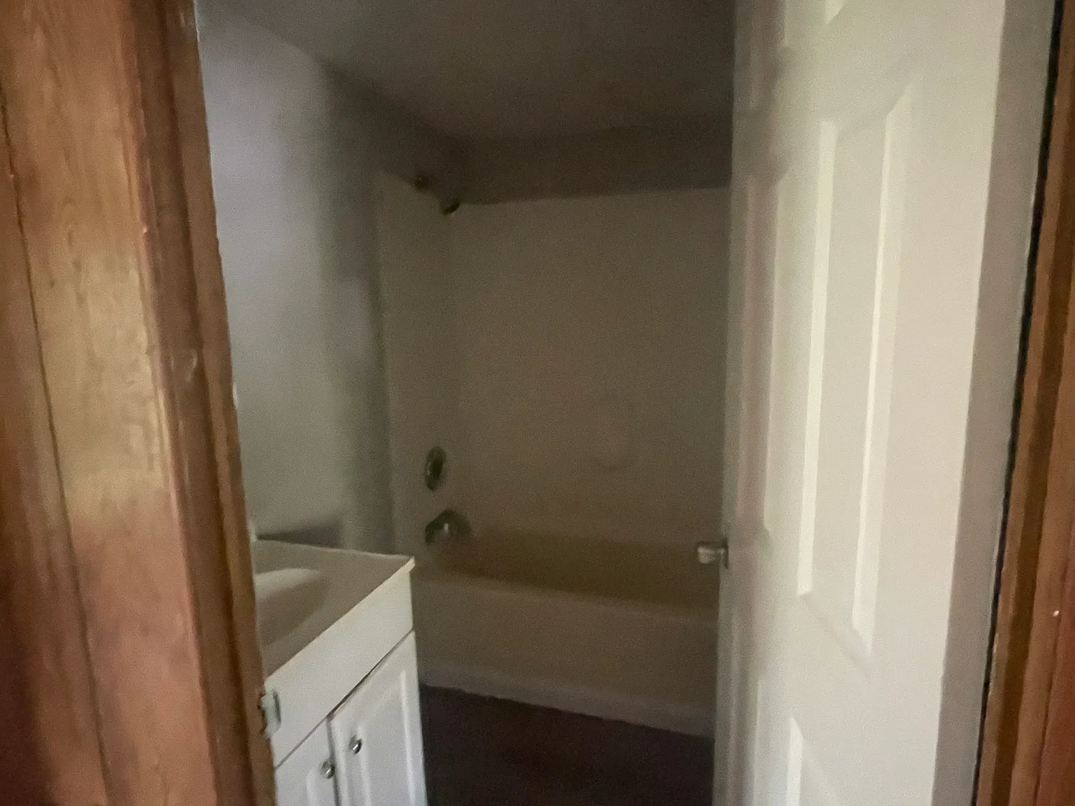 2 bed, $790 — Photo 2