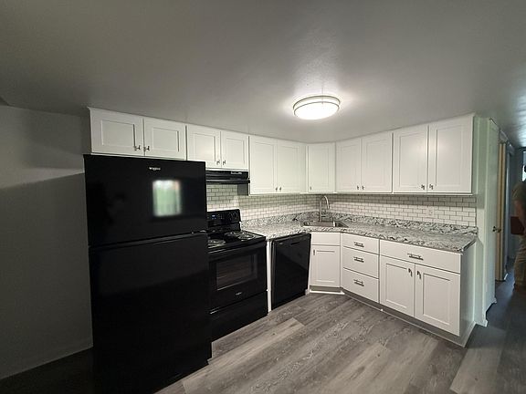2nd image of 3501 Normandy Ln #8