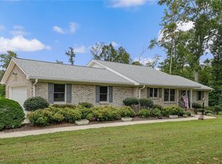 171 Roberson Ln, Reidsville, NC 27320