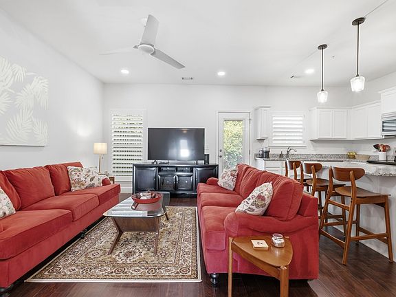 4th image of 3026 Thornbury Pl