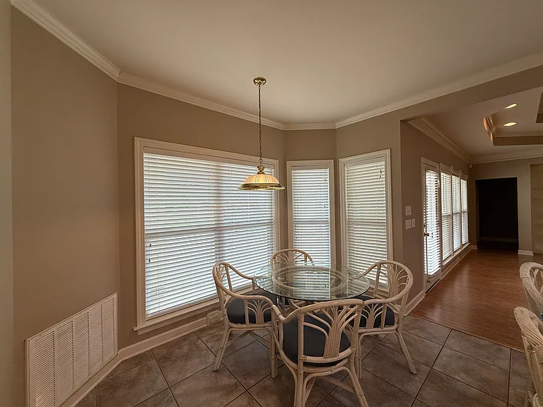 9090 Pleasant Rd — Photo 7
