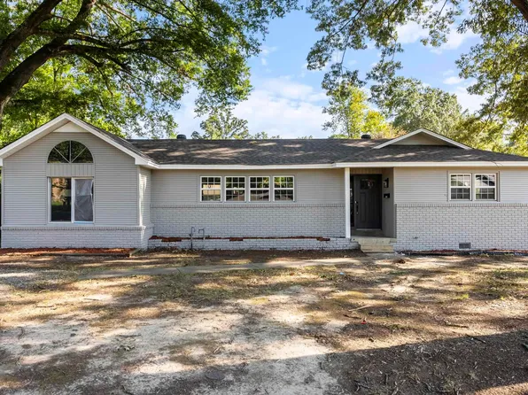 1110 Henry St, Benton, AR 72015