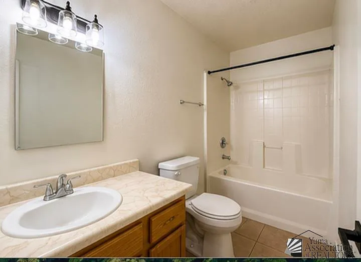 849 W Calle Nueva Vida — Photo 9