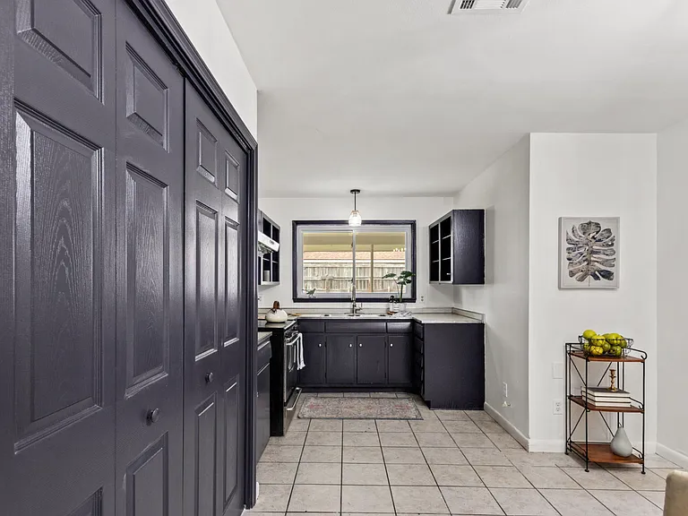 165 Antigua Dr — Photo 8