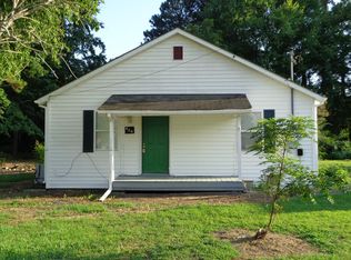 404 Snow Ave, Powellsville, NC 27967