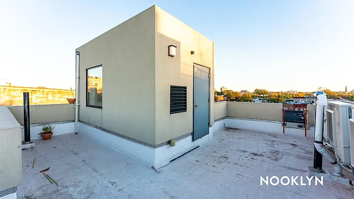 Rented by Nooklyn NYC LLC | media 4