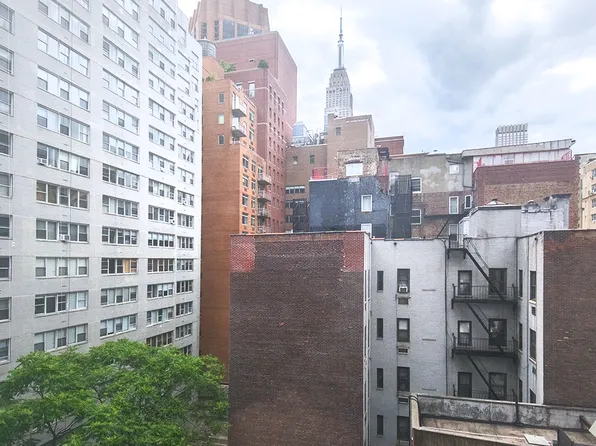 166 East 35th Street 9A image 2 of 32