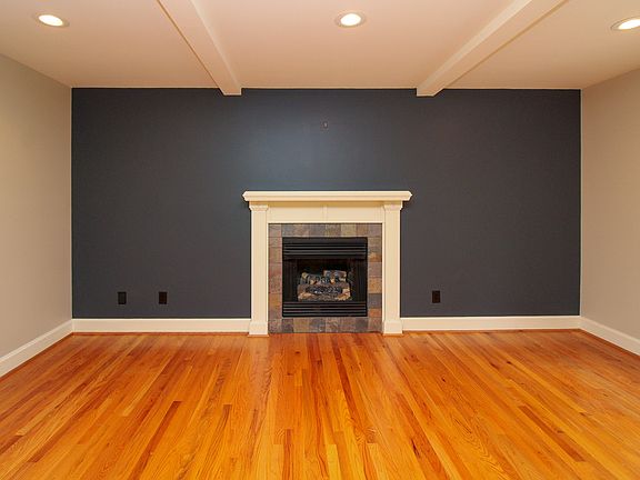 2nd image of 50 Independence Blvd
