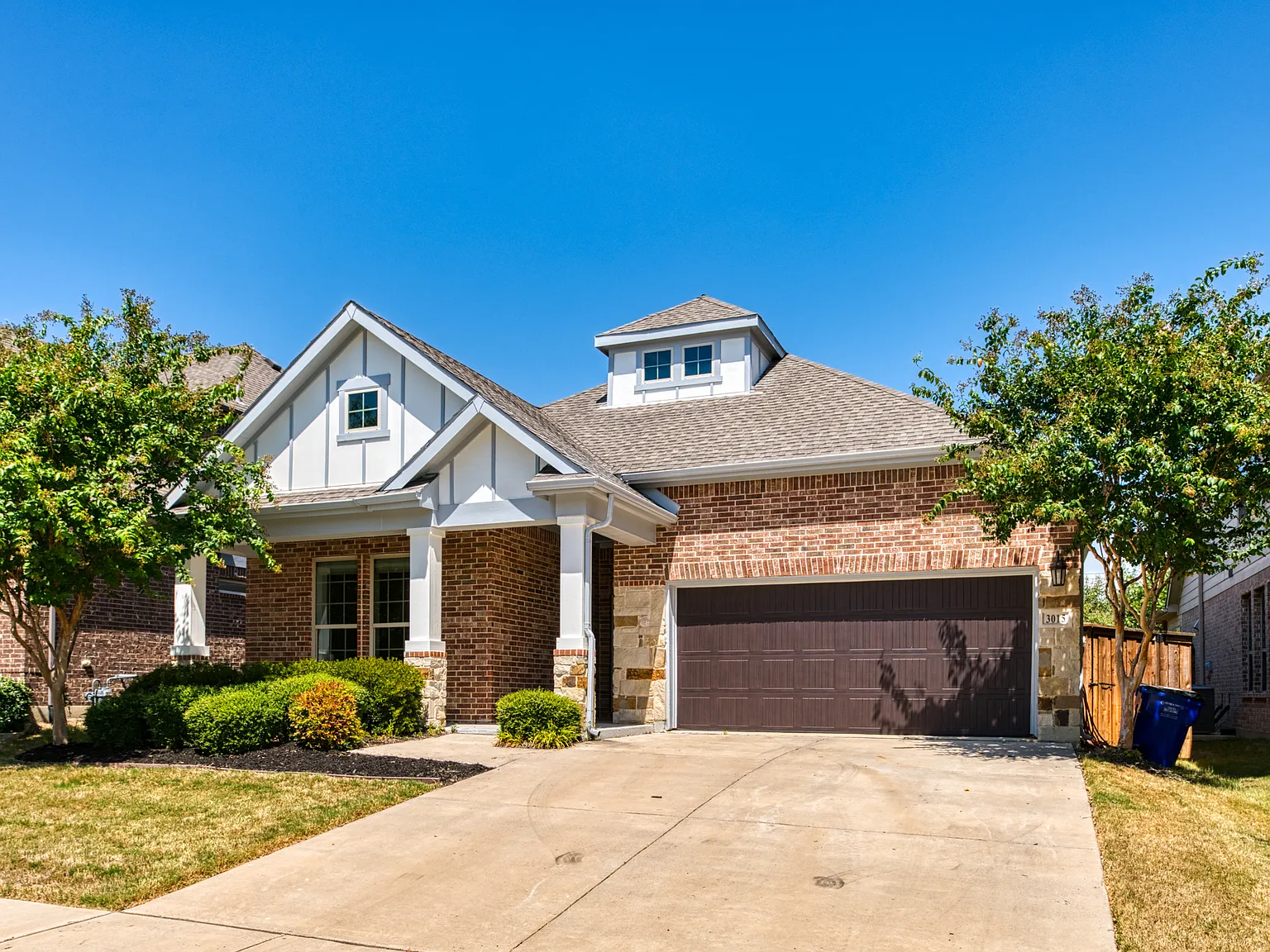 3 bed, 2466 sqft, $3,250 — Photo 1