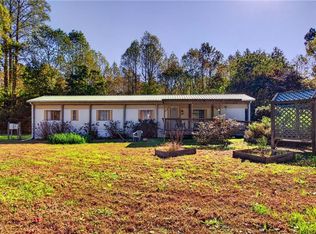 12627 George Washington Memorial Hwy, Saluda, VA 23149
