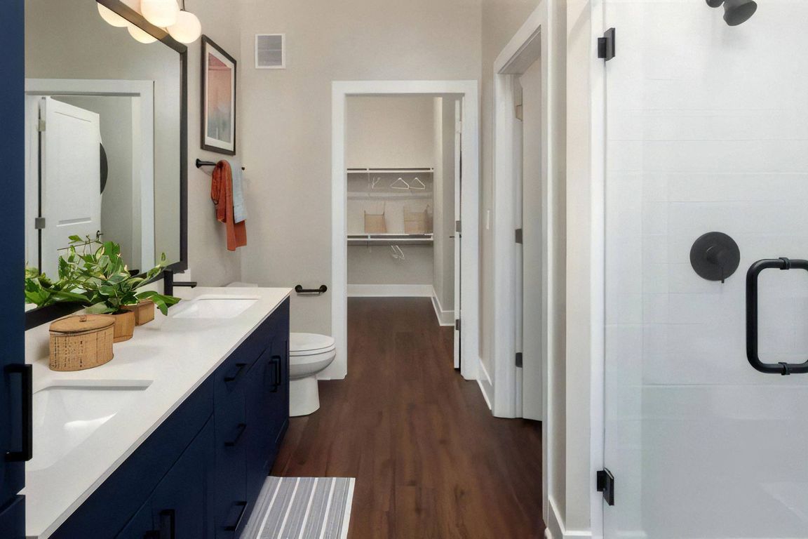 Luxurious Bathrooms with Large Showers