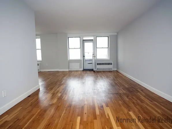 117-12 Ocean Pm image 12 of 40