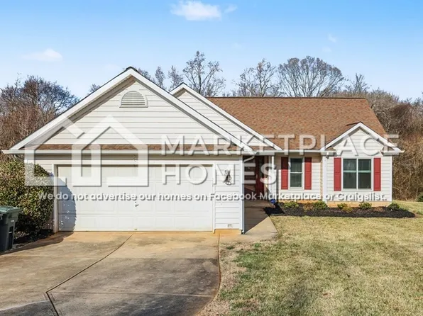 3028 Dairy Farm Dr, Monroe, NC 28110