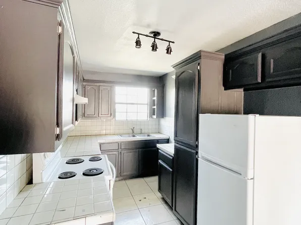 3105 N Hoehn Rd APT 3, Edinburg, TX 78541