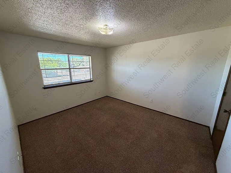 2101 Fred Daugherty — Photo 7