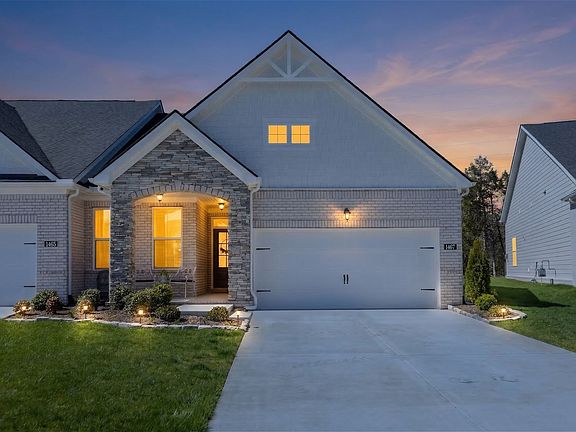 3rd image of 1467 Autumn Leaf Ln