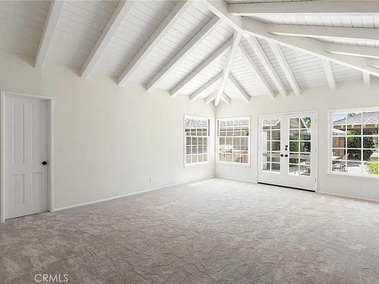 152 W Pamela Rd — Photo 23